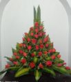 Arreglo Triangular Solo Rosas