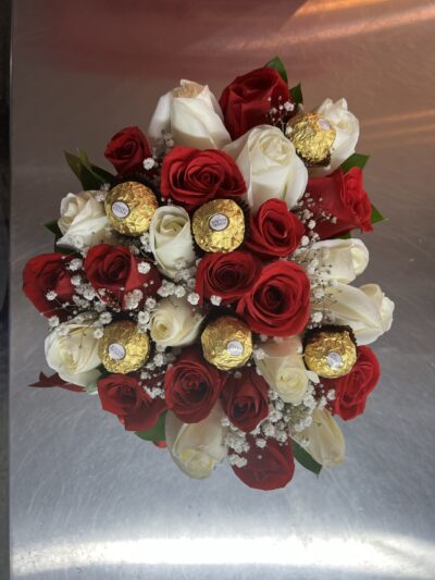 Caja de corazon con ferrero